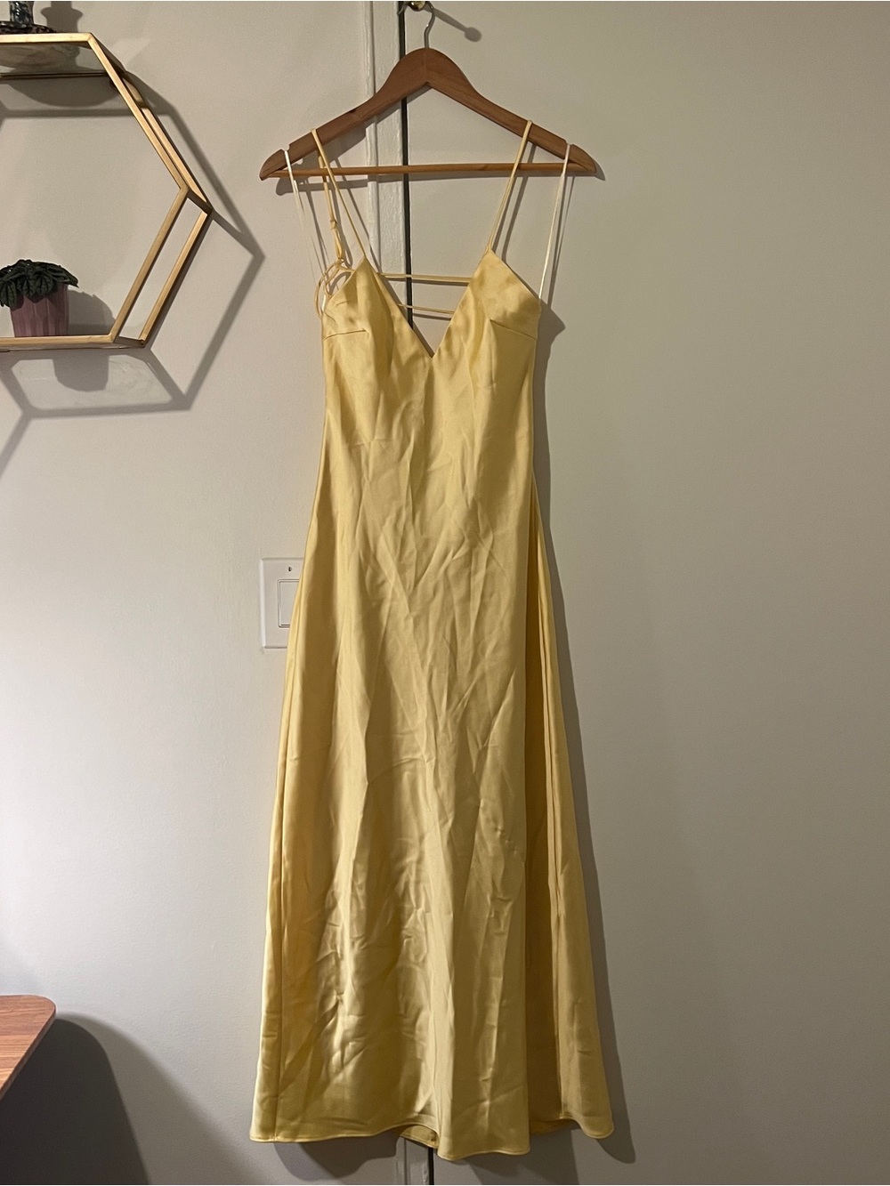 Zara Butter Yellow Satin Midi Slip Dress with Spaghetti Straps size s - Picture 3 of 9